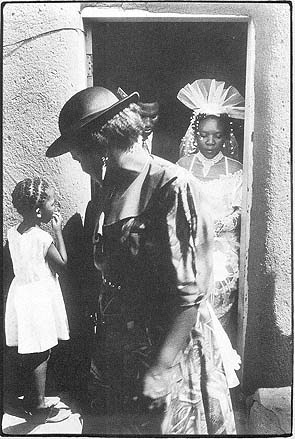 [Foto: © Motlhalefi Mahlabe/South Photographs]